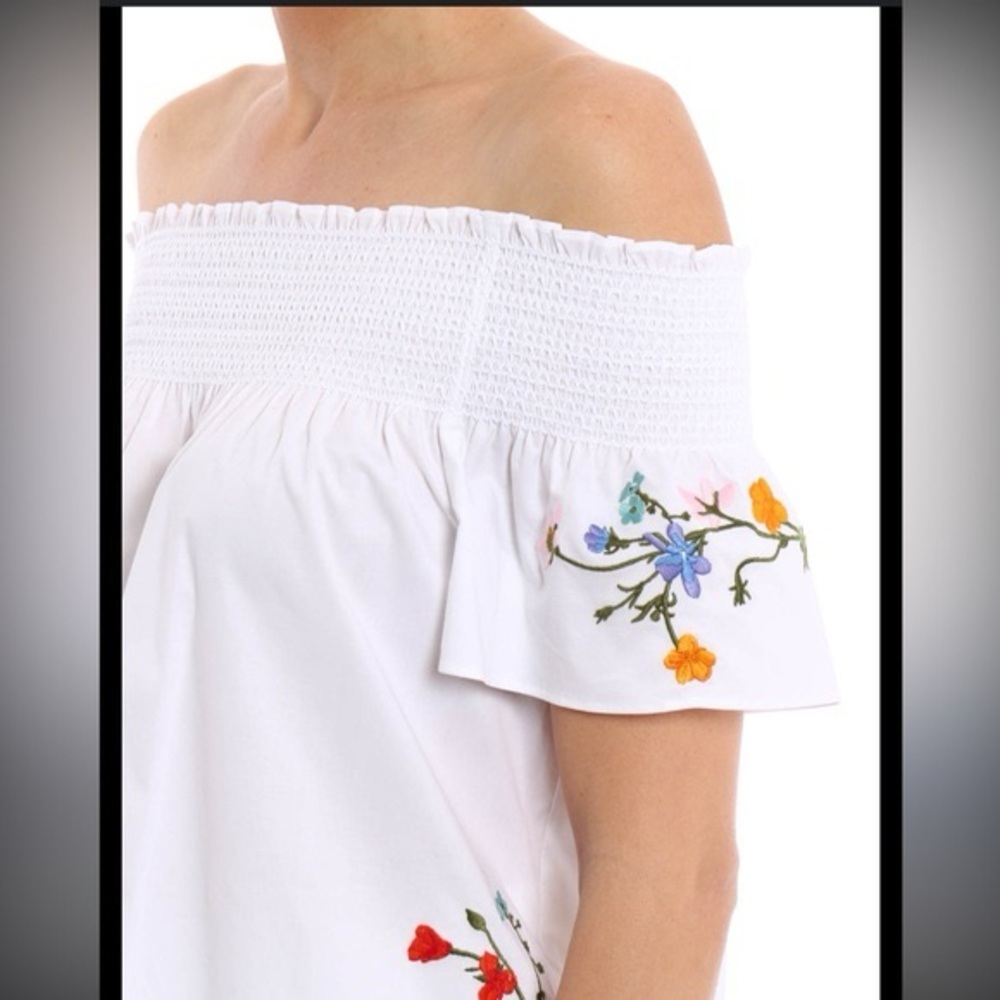 Tory Burch Eliza Off Shoulder Smocked Embroidered White Poplin Floral Top Size 8 - Picture 10 of 10